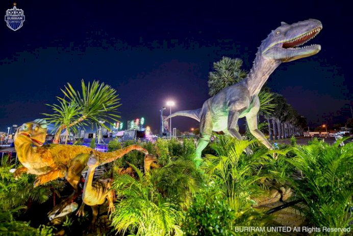 บุรีรัมย์เนรมิตรลานหน้าสนามช้างให้กลายเป็นยุค-jurassic-ต้อนรับเทศกาลปีใหม่-2566