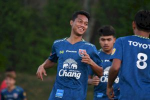 “ช้างศึก”-u23-ถึงกาตาร์ลงซ้อมทันที-“โฟแบร์”-หวังโชว์ฟอร์มแจ่มกับทีมชาติ